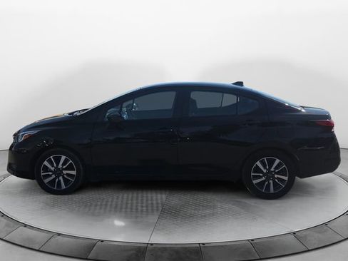 Used 2023 Nissan Versa SV FWD image 2