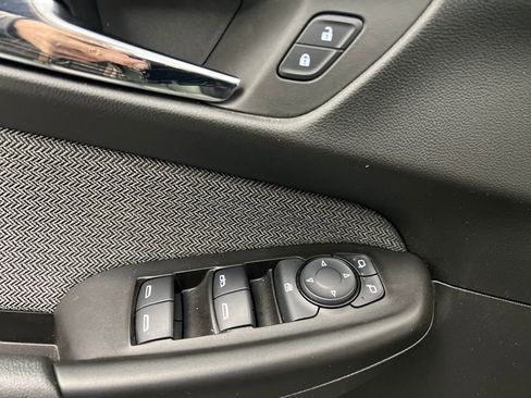 Used 2025 Chevrolet TrailBlazer LT image 12