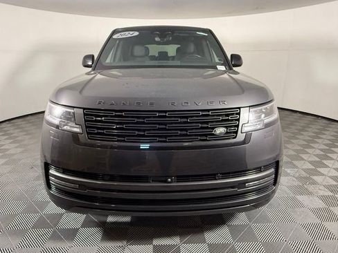 Used 2024 Land Rover Range Rover SE AWD/4WD image 10
