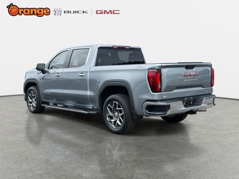 Used 2023 GMC Sierra 1500 SLT w/ SLT Premium Package AWD/4WD image 5