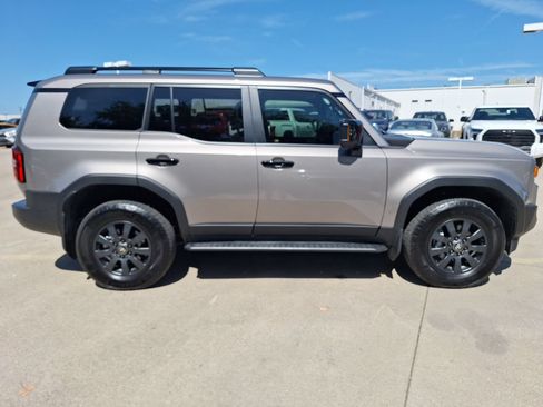 Used 2026 Toyota Land Cruiser w/ Premium Package AWD/4WD image 7