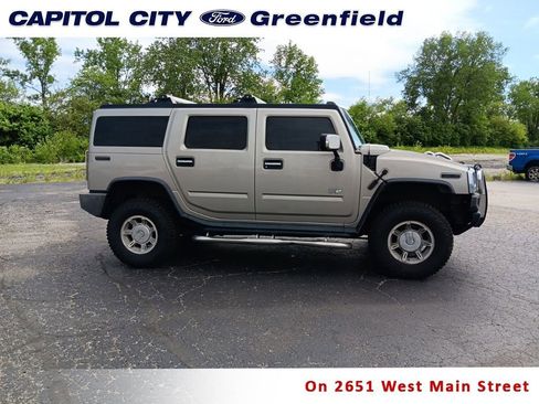Used 2004 HUMMER H2 w/ Preferred Equipment Group AWD/4WD image 1