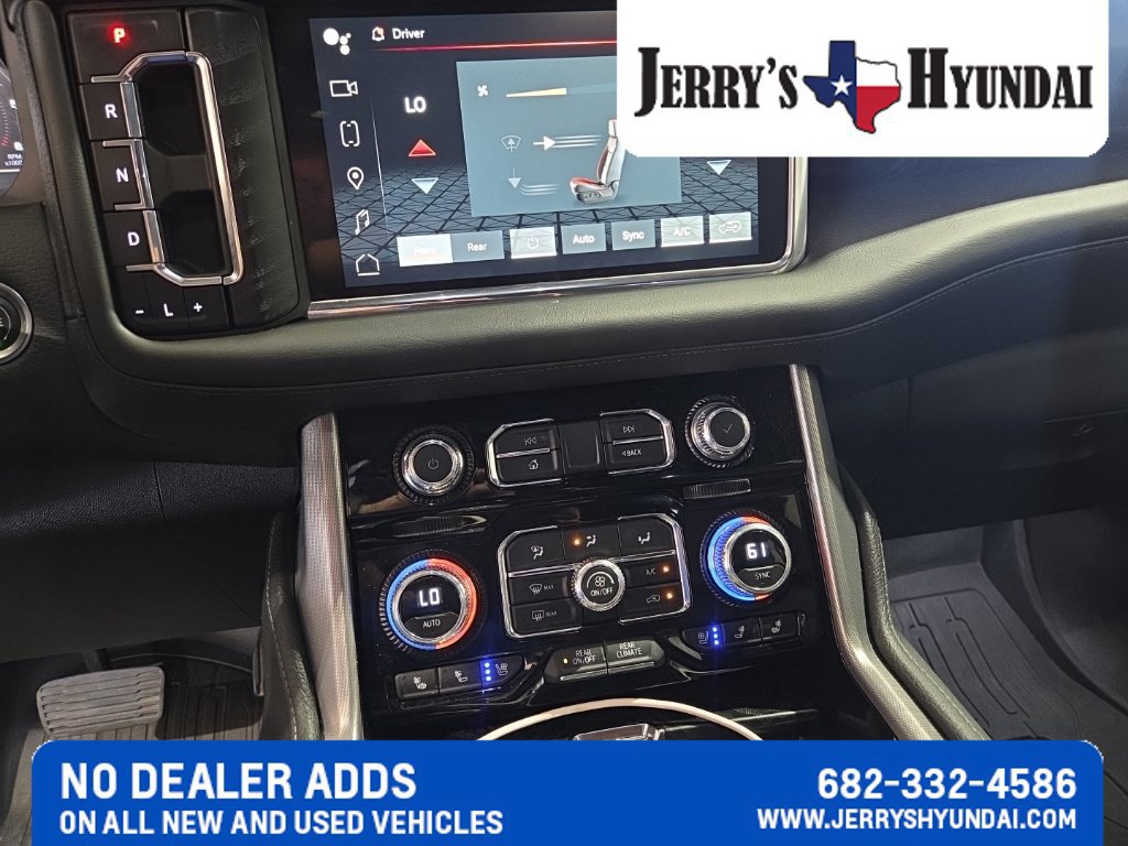 Used 2023 GMC Yukon XL Denali RWD image 13