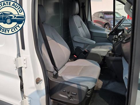 Used 2017 Ford Transit 250 130 Low Roof w/ Premium Package RWD image 5