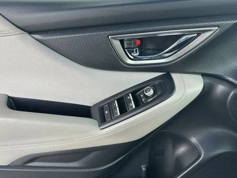 Used 2019 Subaru Forester Premium AWD/4WD image 12