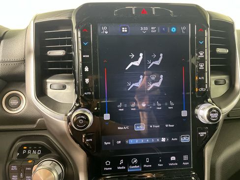 Used 2023 RAM 1500 Laramie AWD/4WD image 21