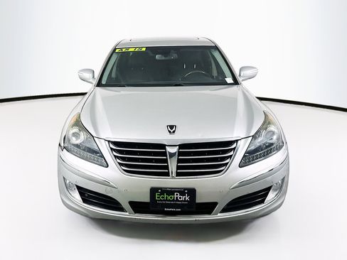 Used 2012 Hyundai Equus Signature RWD image 2