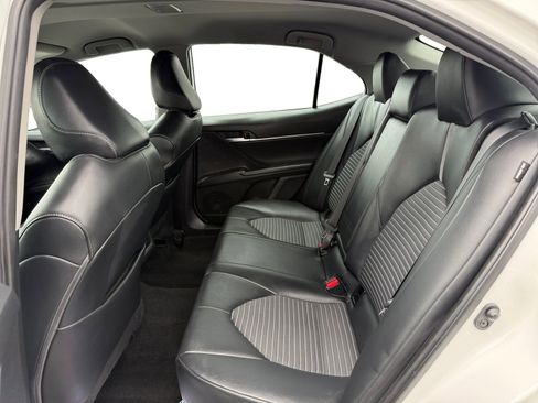 Used 2023 Toyota Camry SE image 16