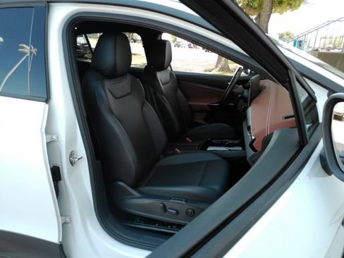 Used 2021 Volkswagen ID.4 Pro S w/ ID.4 Protection Package RWD image 24