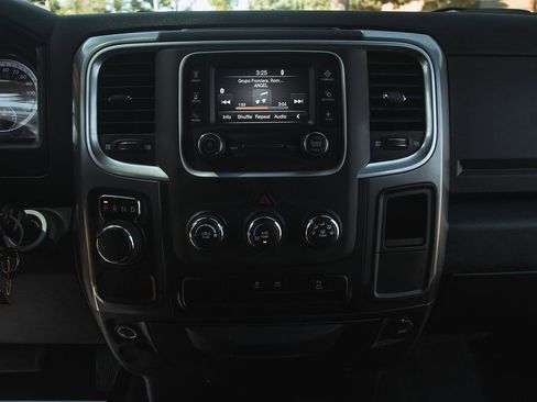 Used 2024 RAM 1500 Classic Warlock image 31