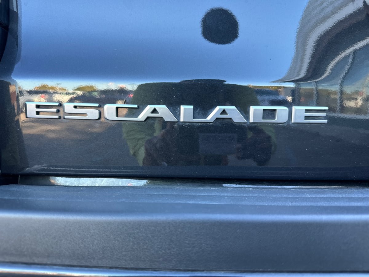 Used 2019 Cadillac Escalade ESV Premium Luxury AWD/4WD image 41