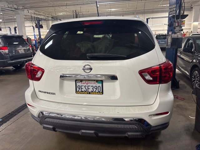 Used 2018 Nissan Pathfinder S FWD image 5