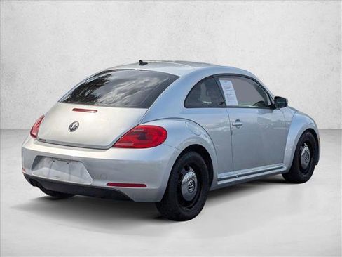 Used 2014 Volkswagen Beetle 2.5 image 5