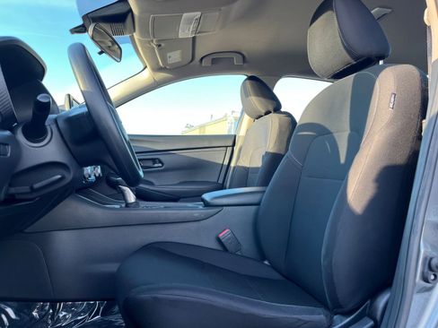 Used 2025 Nissan Sentra S image 24