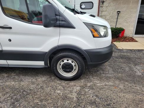 Used 2016 Ford Transit 150 XL image 42