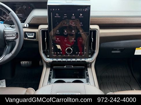 New 2026 GMC Yukon Denali Ultimate AWD/4WD image 13