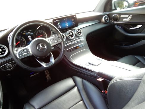 Used 2021 Mercedes-Benz GLC 300 4MATIC image 19