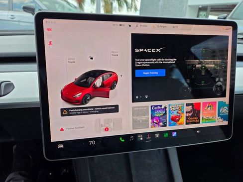 Used 2023 Tesla Model 3 Standard Range RWD image 35
