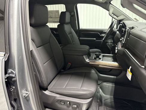 New 2026 GMC Sierra 2500 SLT AWD/4WD image 29