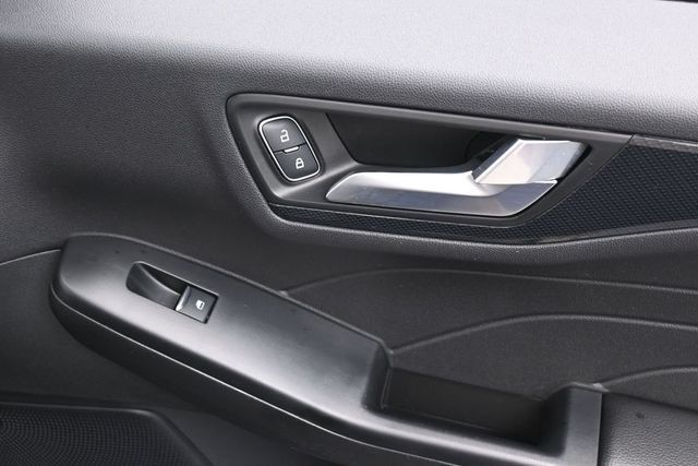 Used 2025 Ford Escape ST-Line FWD image 33
