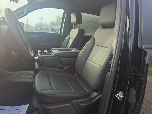 Used 2025 Chevrolet Silverado 1500 W/T w/ WT Value Package AWD/4WD image 11