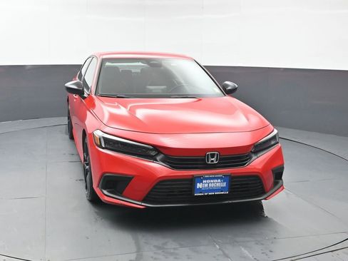 Used 2023 Honda Civic Sport image 9