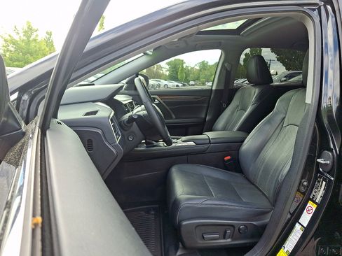 Used 2017 Lexus RX 350 AWD w/ Premium Package image 14