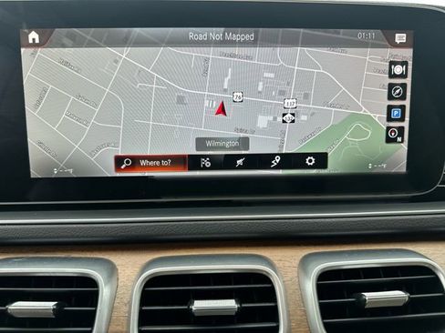 Used 2023 Mercedes-Benz GLS 450 4MATIC image 19