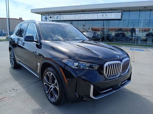 New 2026 BMW X5 xDrive40i w/ Climate Comfort Package AWD/4WD image 1