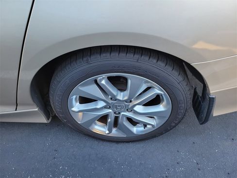 Used 2020 Honda Accord LX image 15