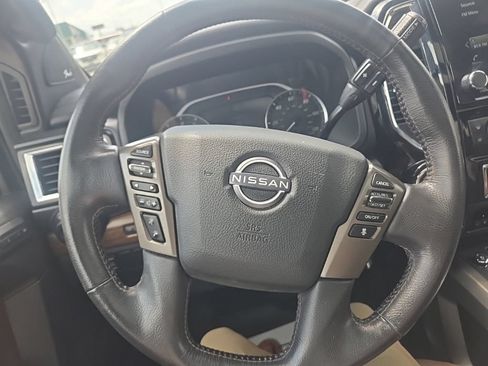 Used 2023 Nissan Titan Platinum Reserve w/ Moonroof Package AWD/4WD image 17