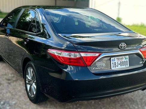 Used 2017 Toyota Camry SE FWD image 15