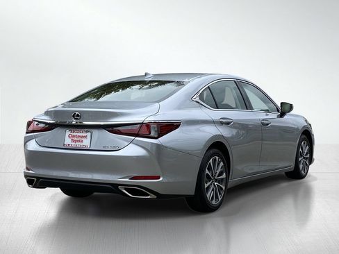 Used 2025 Lexus ES 350 FWD image 8