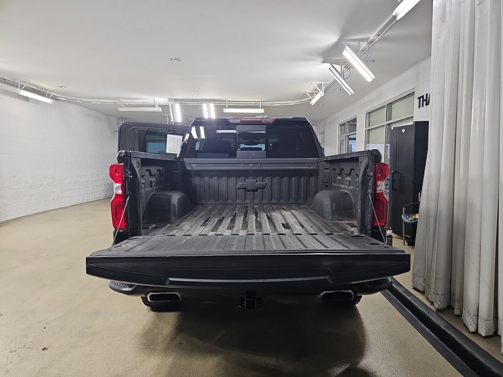 Used 2020 Chevrolet Silverado 1500 LT Trail Boss AWD/4WD image 15
