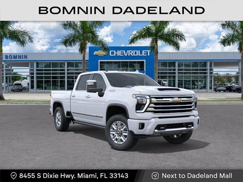 New 2026 Chevrolet Silverado 2500 High Country w/ High Country Premium Package AWD/4WD image 2