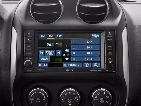 Used 2014 Jeep Compass Latitude AWD/4WD image 12