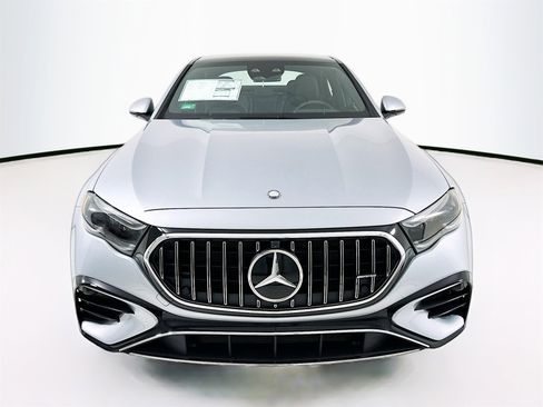 New 2026 Mercedes-Benz E 53 AMG e 4MATIC Sedan image 2
