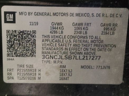 Used 2020 Chevrolet Trax LT w/ Sun & Sound Package image 33