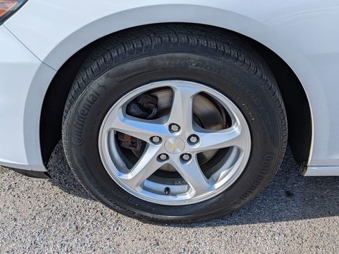 Used 2018 Chevrolet Malibu LS w/ LPO, Convenience Package 1 image 11