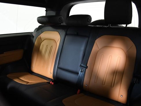 Used 2023 Land Rover Defender 90 X image 24