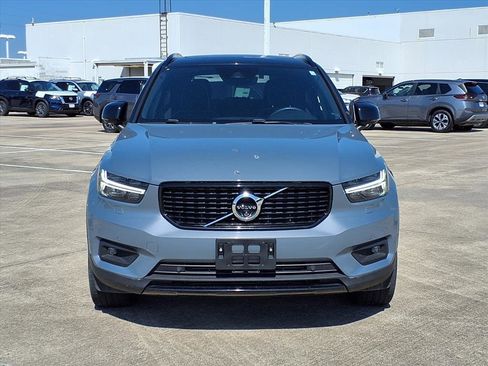 Used 2022 Volvo XC40 T5 R-Design w/ Advanced Package image 24