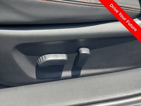 Used 2025 Nissan Altima 2.5 SR AWD/4WD image 18