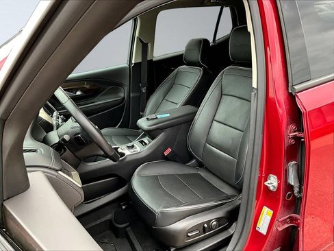 Used 2019 GMC Terrain Denali w/ Advanced Safety Package AWD/4WD image 23