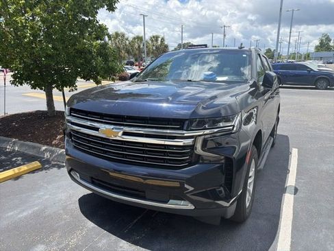 Used 2022 Chevrolet Tahoe LT w/ Luxury Package RWD image 13