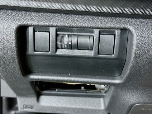 Used 2024 Subaru Crosstrek 2.0i Premium image 17