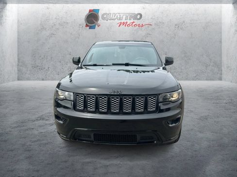 Used 2019 Jeep Grand Cherokee Altitude AWD/4WD image 9