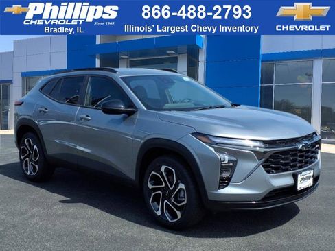 New 2025 Chevrolet Trax RS w/ Driver Confidence Package FWD image 1