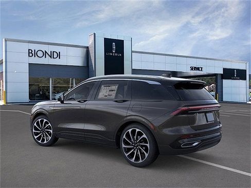 New 2026 Lincoln Nautilus Black Label image 4