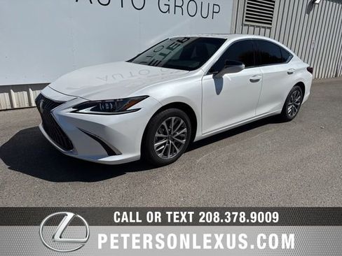Used 2024 Lexus ES 350 w/ Accessory Package (Z2) FWD image 8