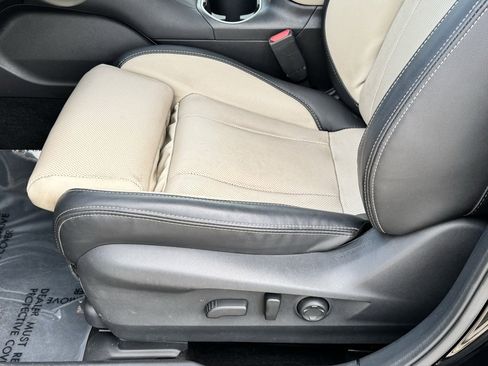 Used 2023 Subaru Outback Limited XT image 25